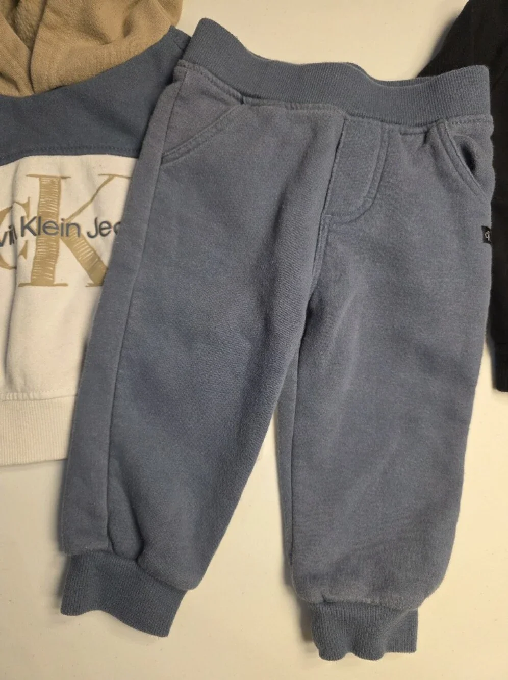 Calvin Klein Jeans Boys' Blue & Tan Colorblock Hoodie Set